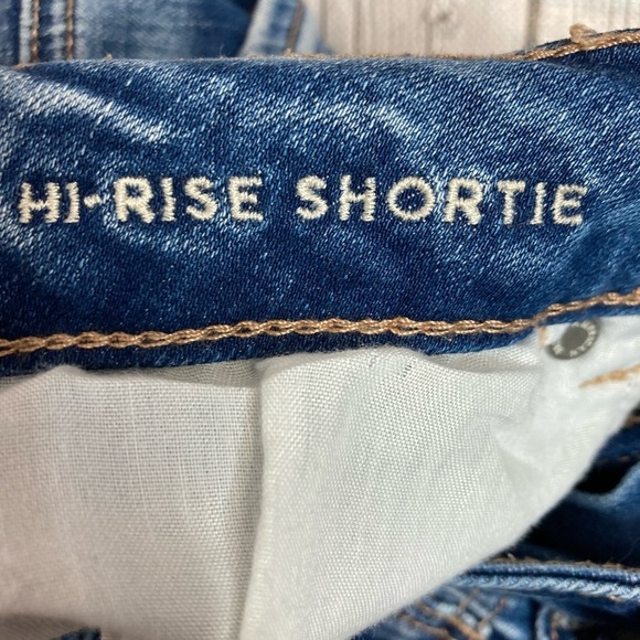 American Eagle Distressed High Rise Shortie - Picture 7 of 8